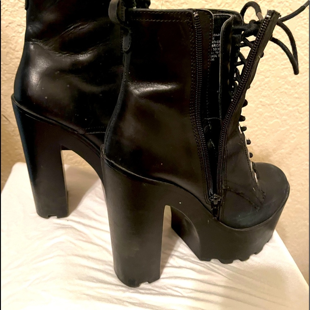 Steve Madden heel boots
